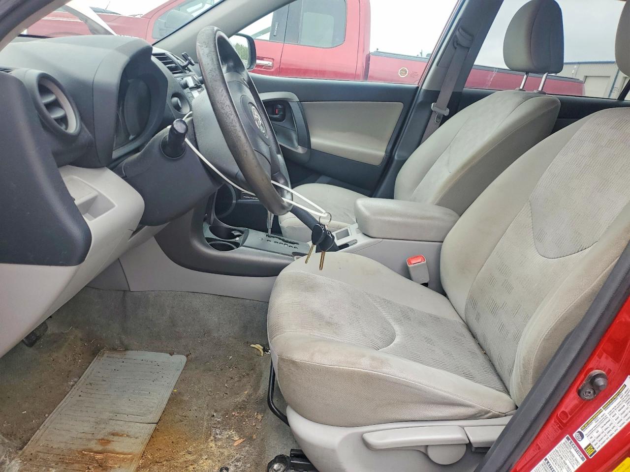 Toyota RAV4 Base