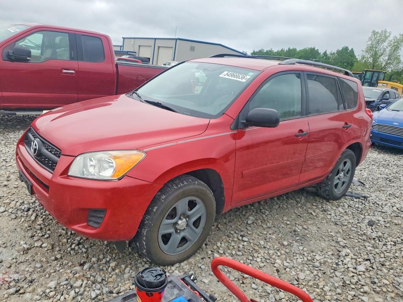 Salvage Toyota RAV4 Image