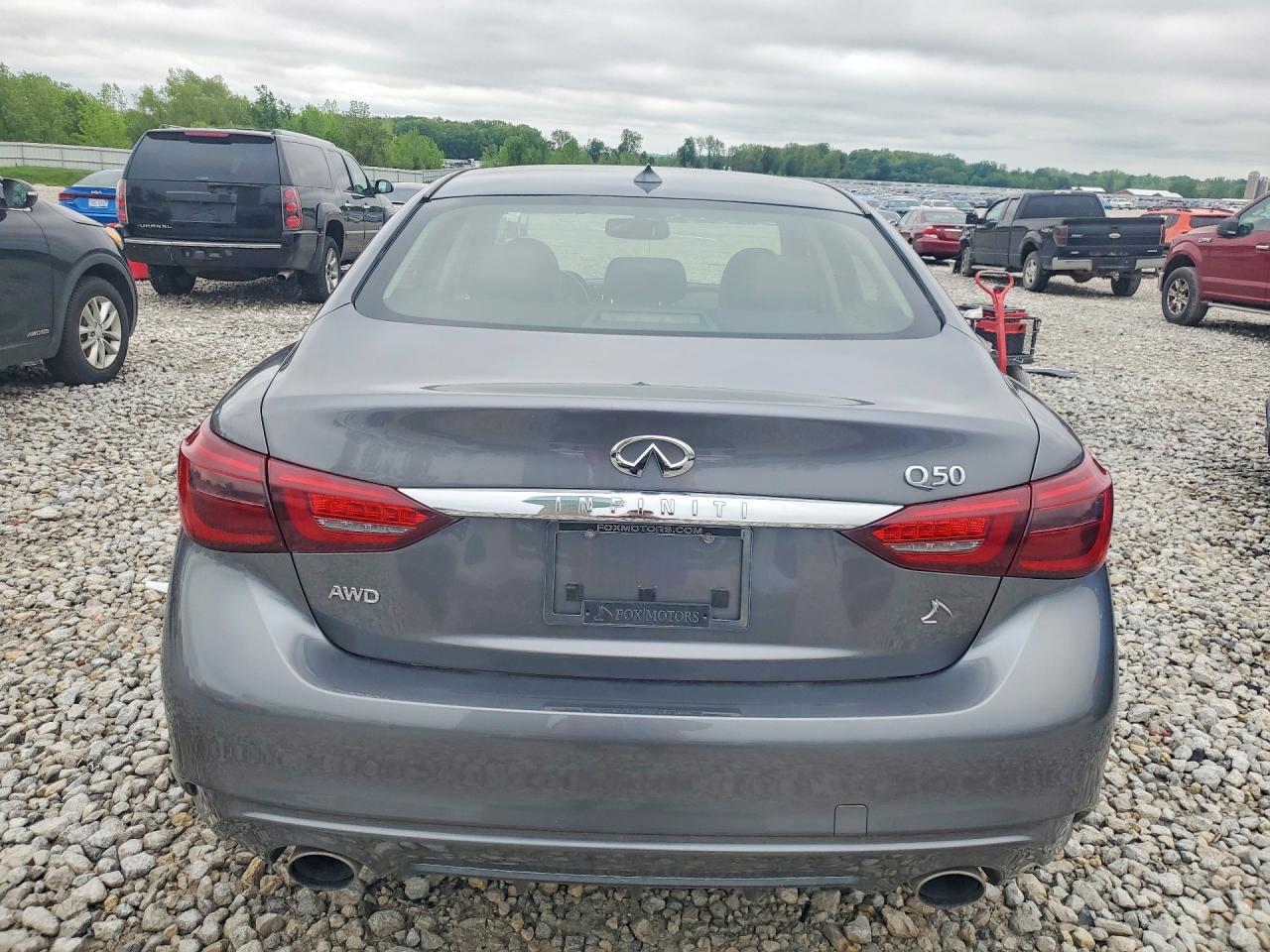 INFINITI Q50 3.0t L 3.0t Luxe