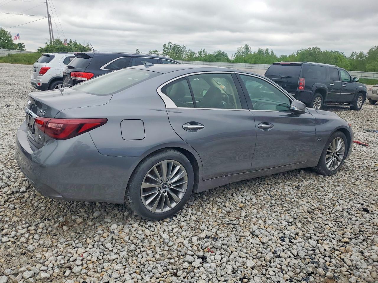 INFINITI Q50 3.0t L 3.0t Luxe