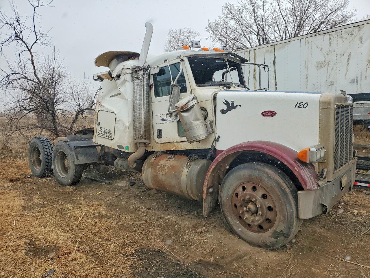 Salvage Ptrb Heavy Duty Trucks Image