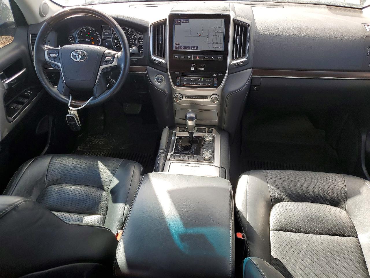 Toyota Land Cruis Base