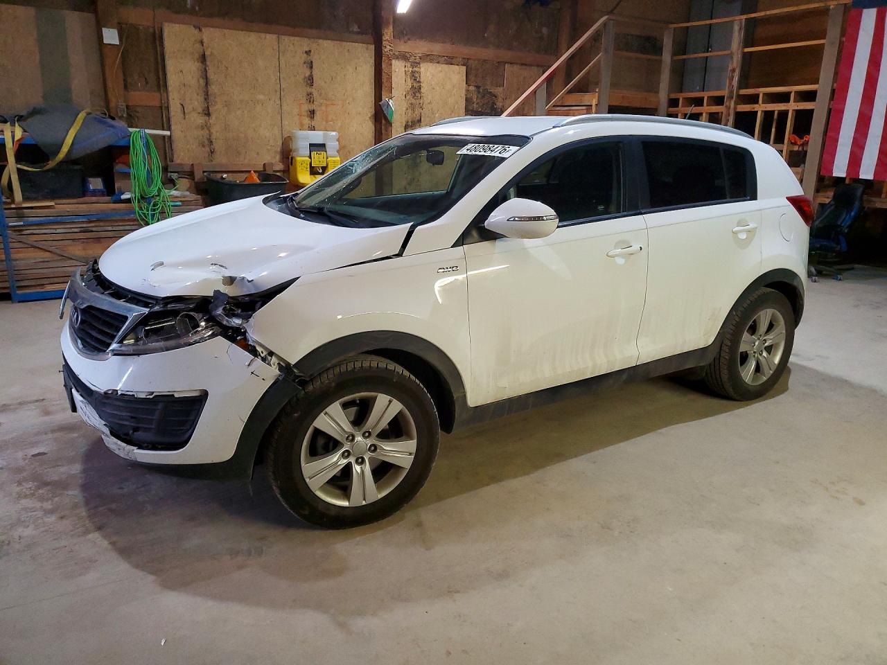 Salvage Kia Sportage Image