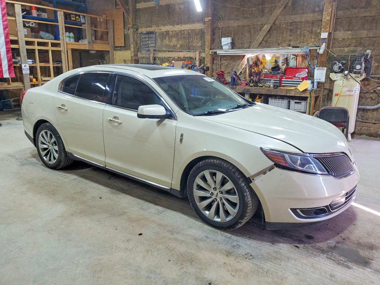 Lincoln MKS