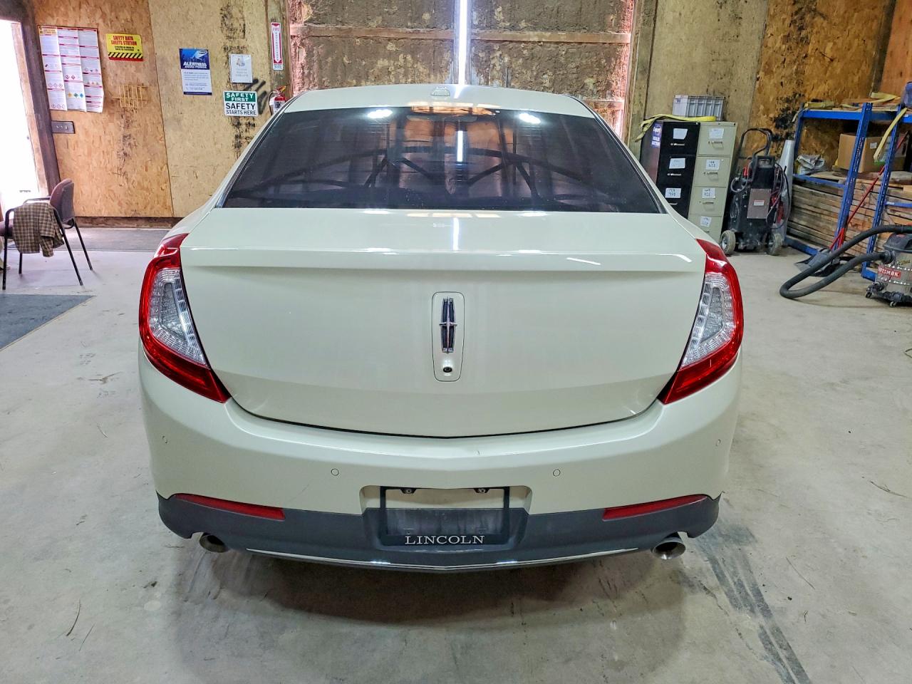 Lincoln MKS