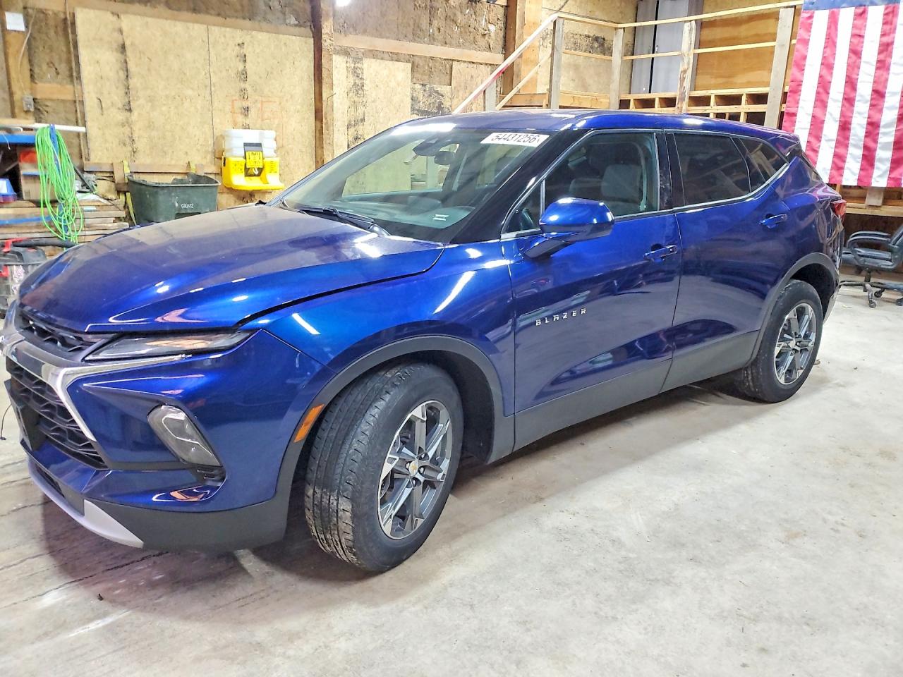 Salvage Chevrolet Blazer Image