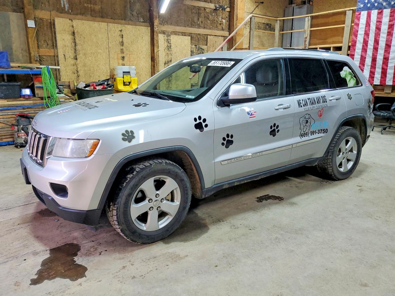 Salvage Jeep Grand Cherokee Image
