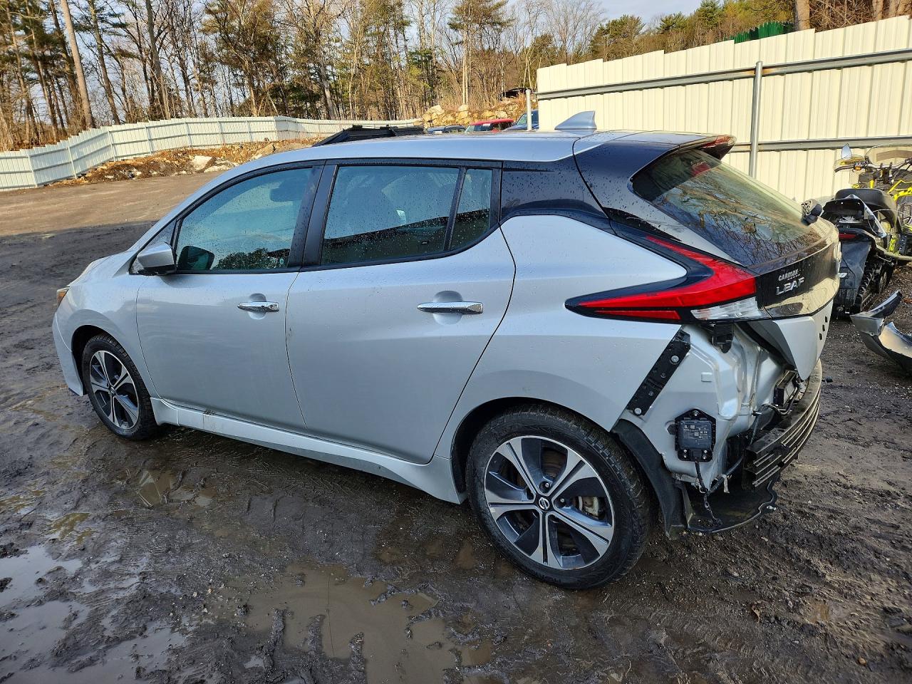 Nissan LEAF Sv Plus