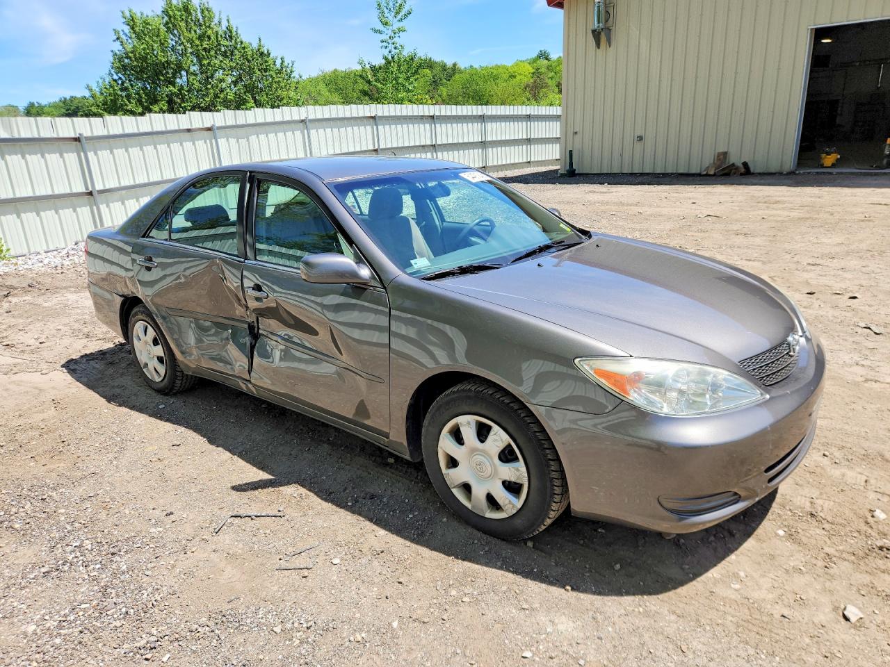 Toyota Camry Le