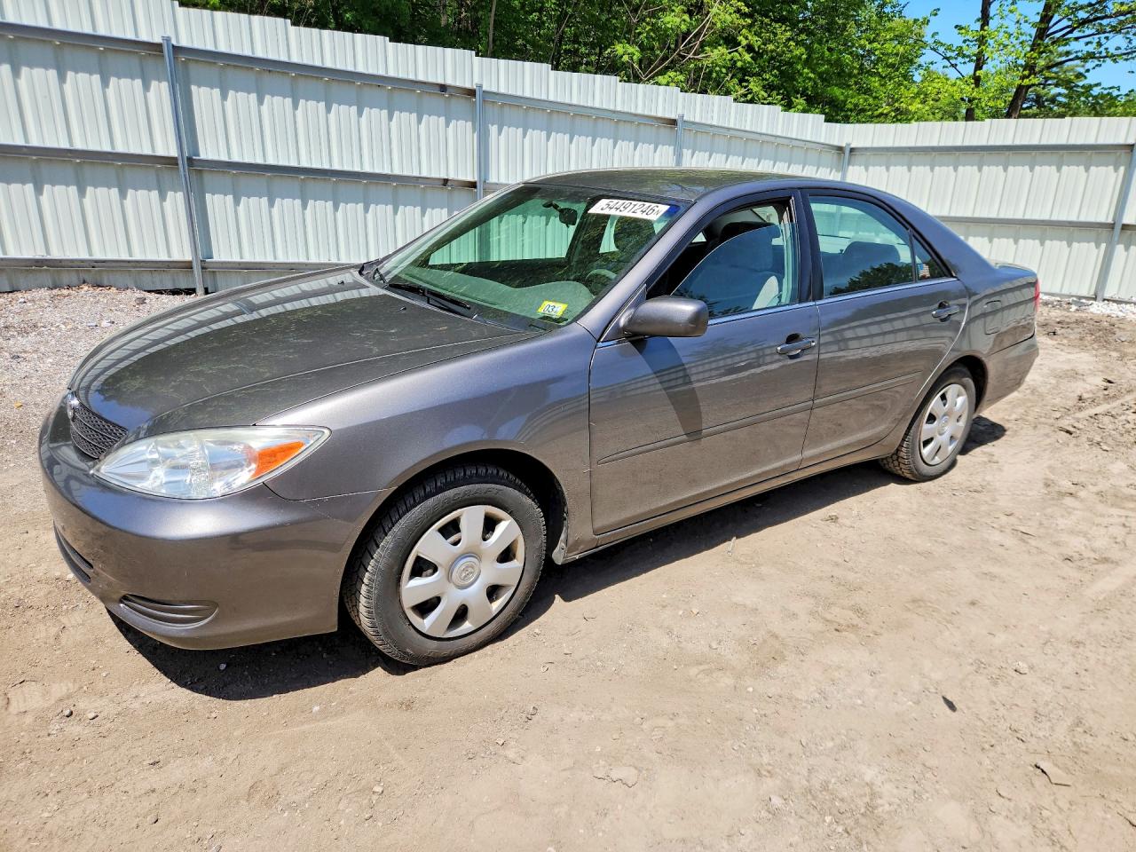 Salvage Toyota Camry Image