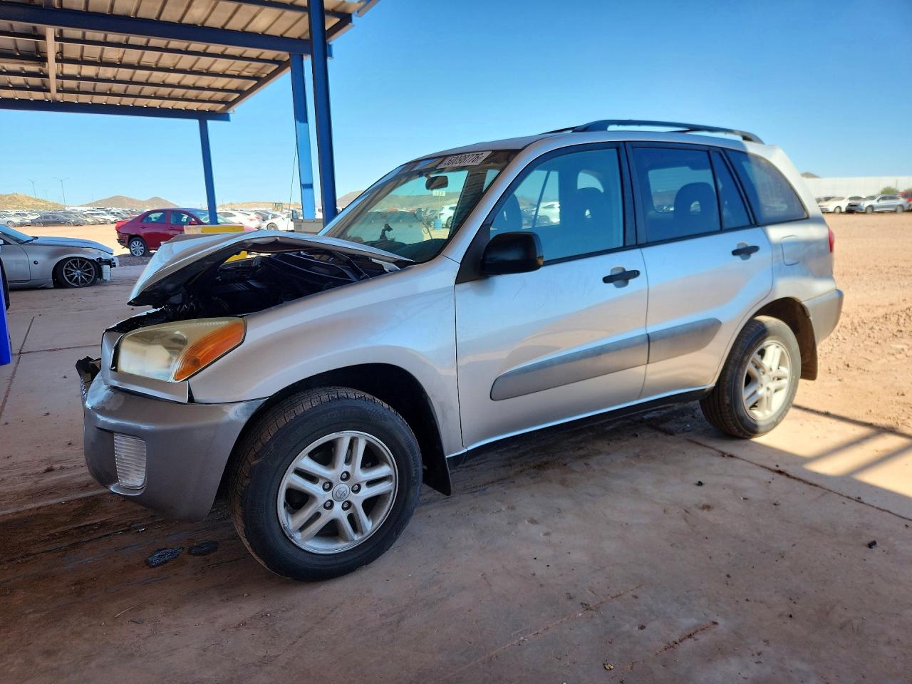 Salvage Toyota RAV4 Image