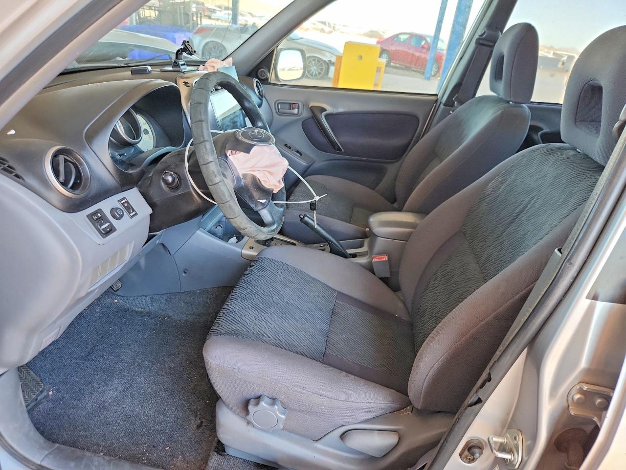 Toyota RAV4 Base