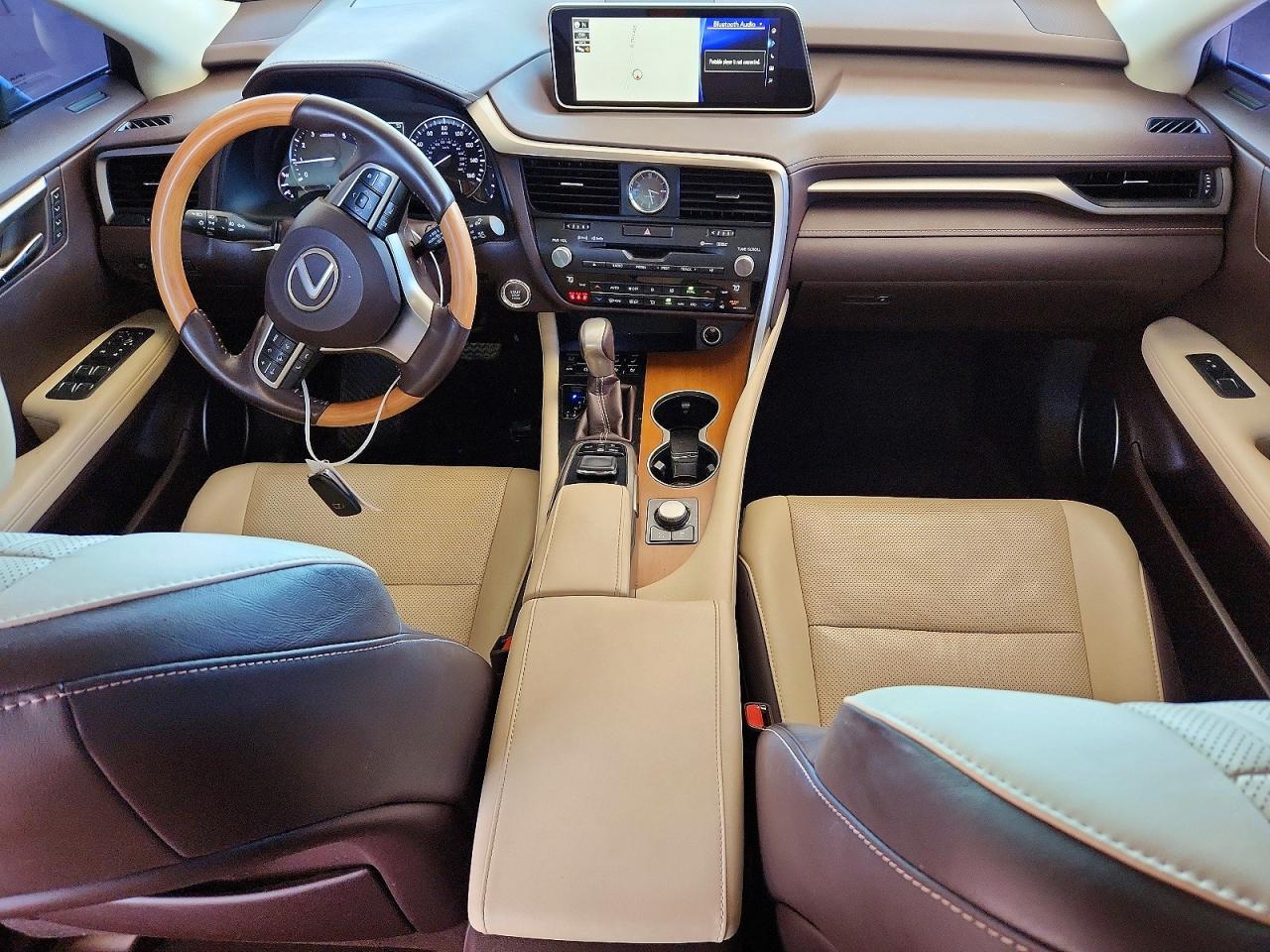 Lexus RX Base