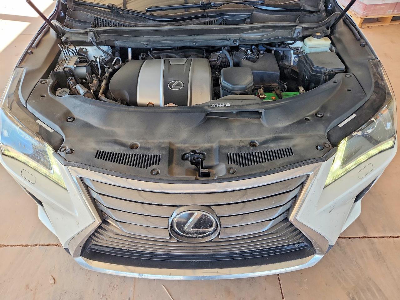 Lexus RX Base