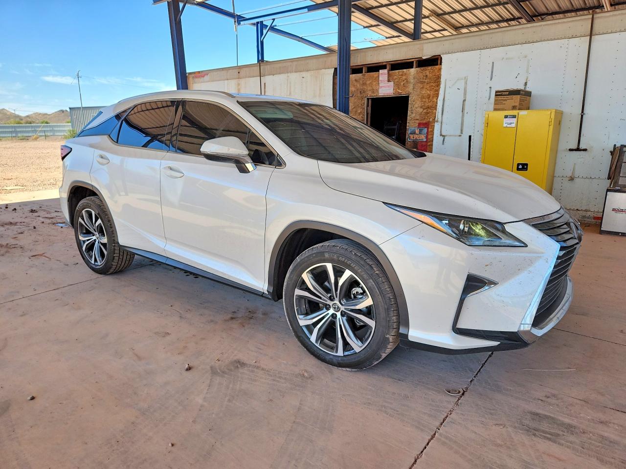 Lexus RX Base