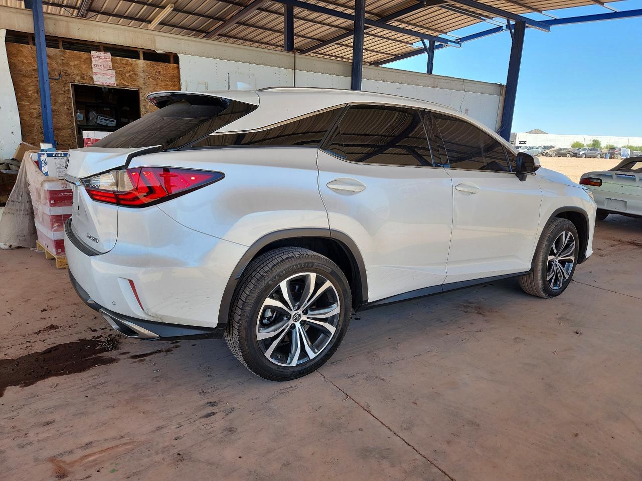 Lexus RX Base