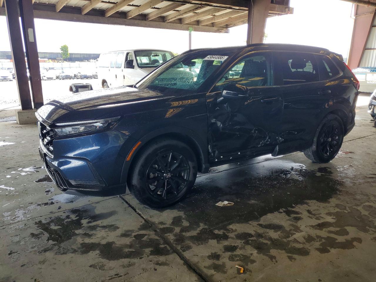 Salvage Honda Crv Image