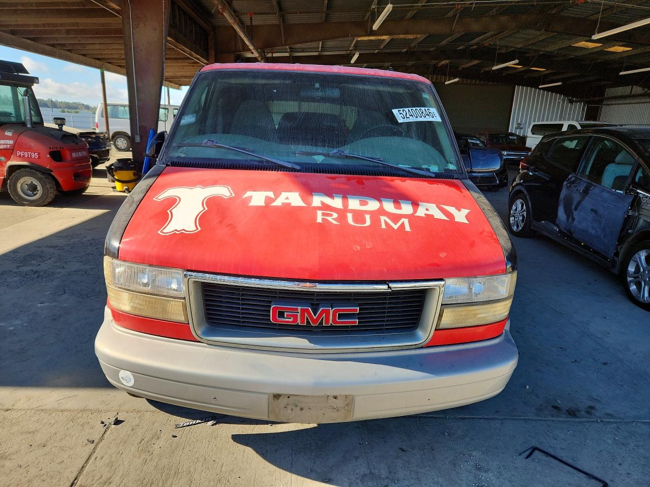 GMC Safari Xt