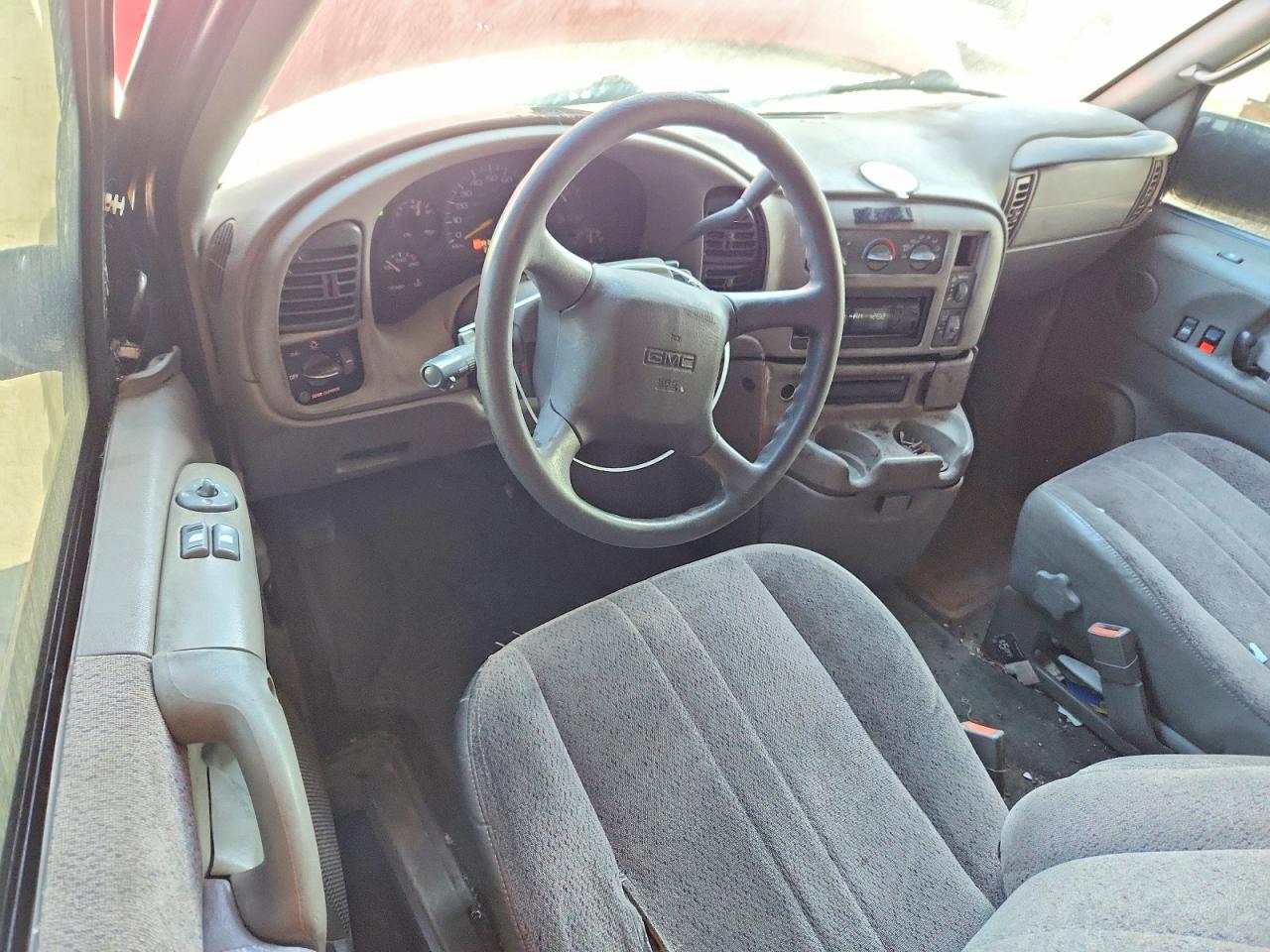 GMC Safari Xt