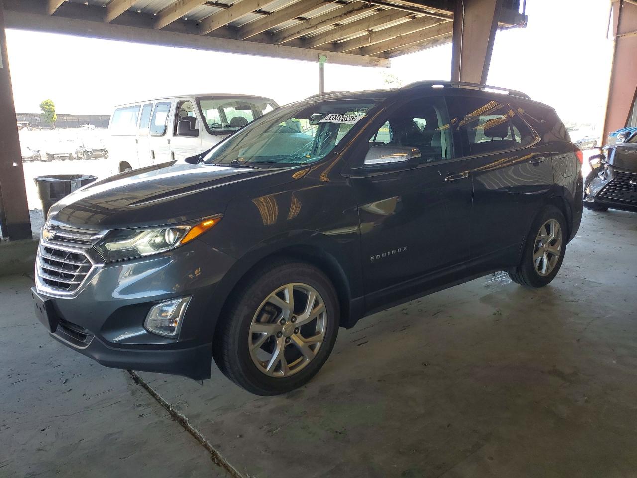Salvage Chevrolet Equinox Image