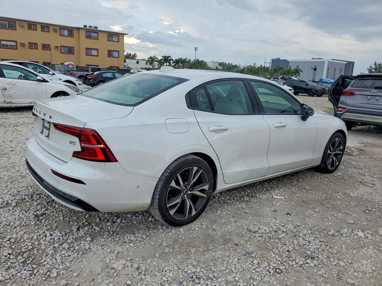 Volvo S60 Plus