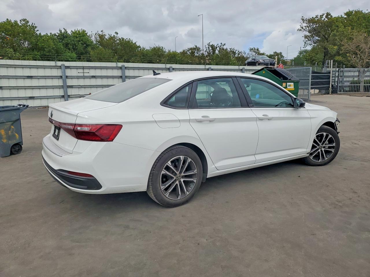 Volkswagen Jetta Sport
