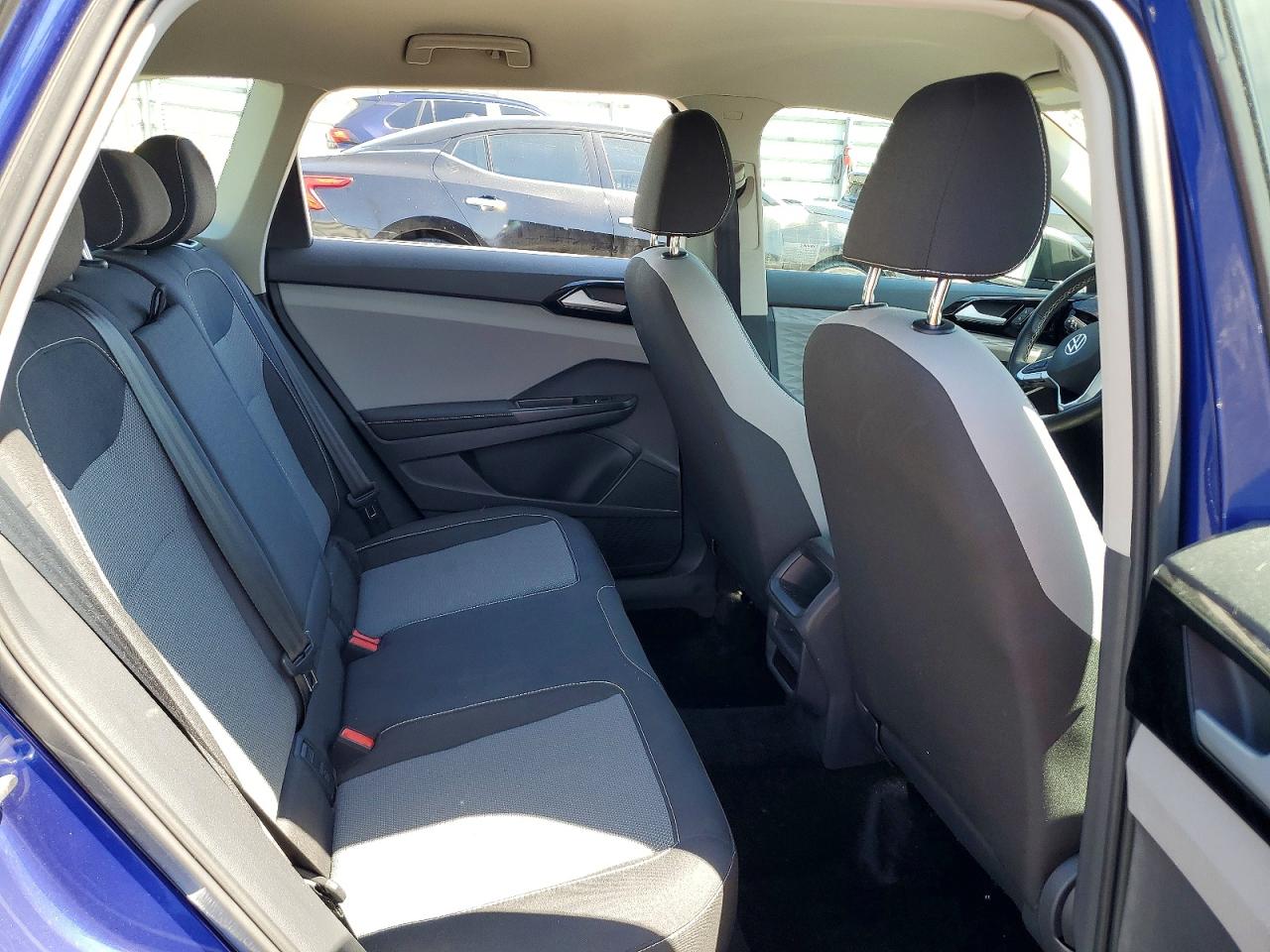 Volkswagen Taos S