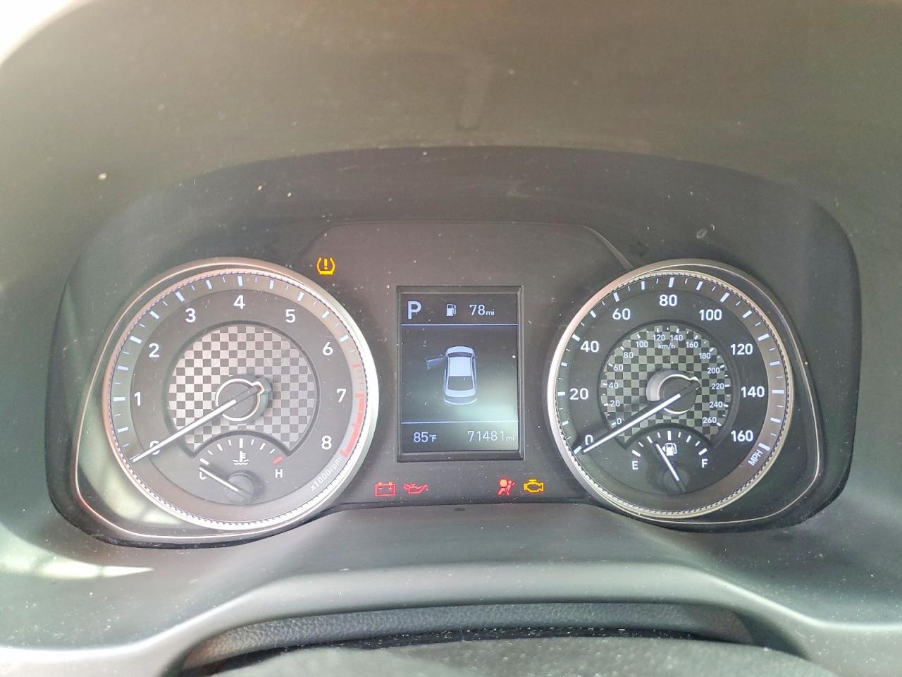 Hyundai ELANTRA Sel