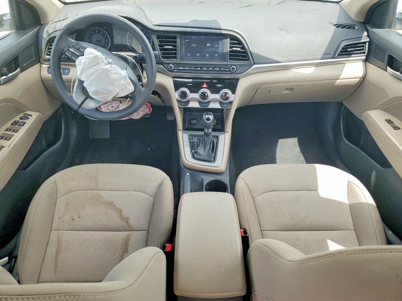 Hyundai ELANTRA Sel