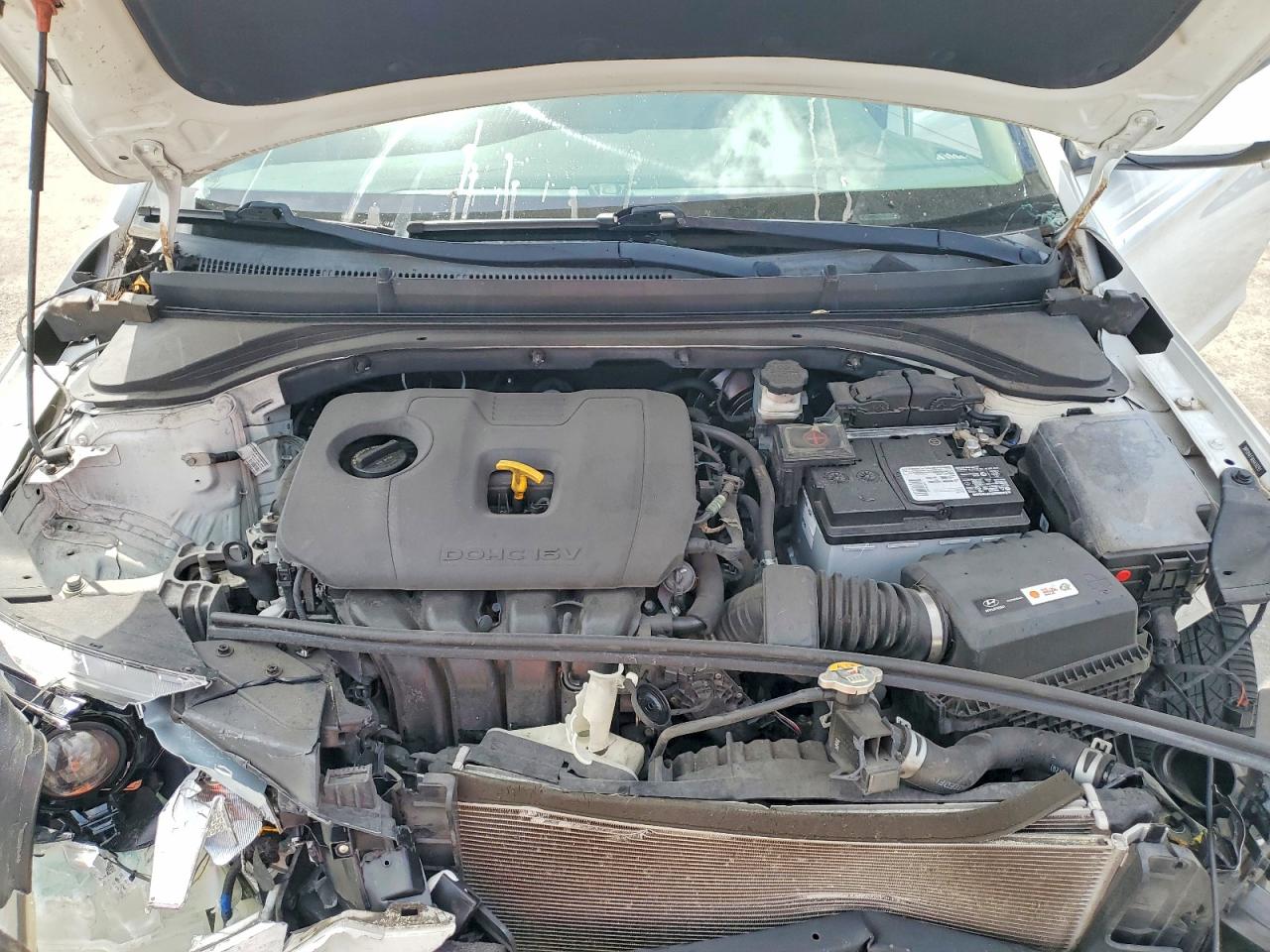 Hyundai ELANTRA Sel