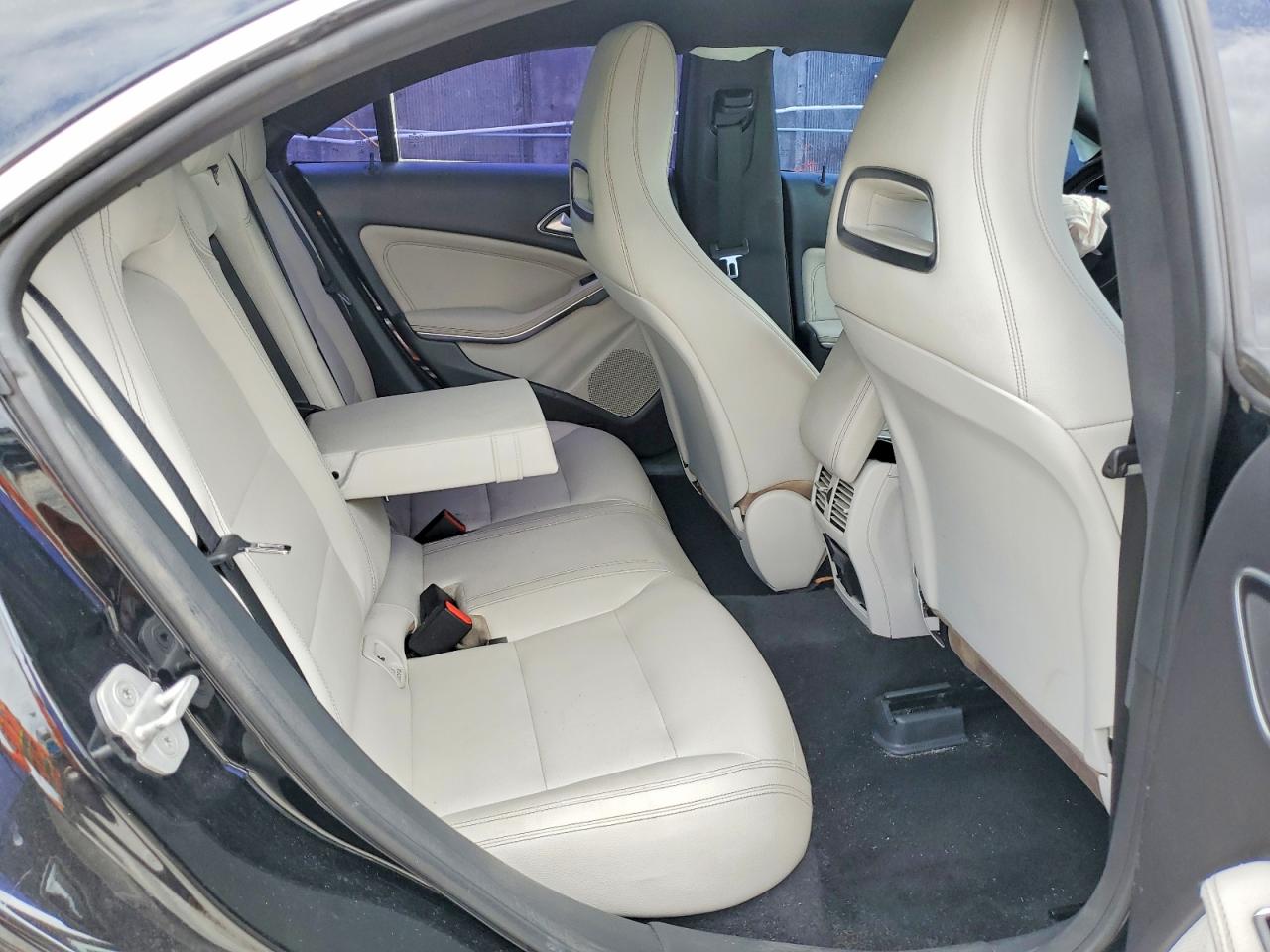 Mercedes-Benz Cla-class 250