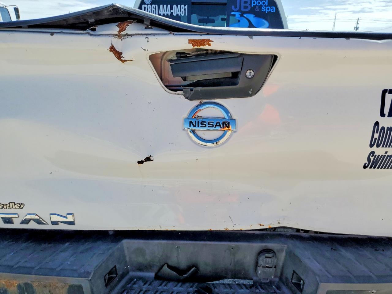 Nissan Titan S