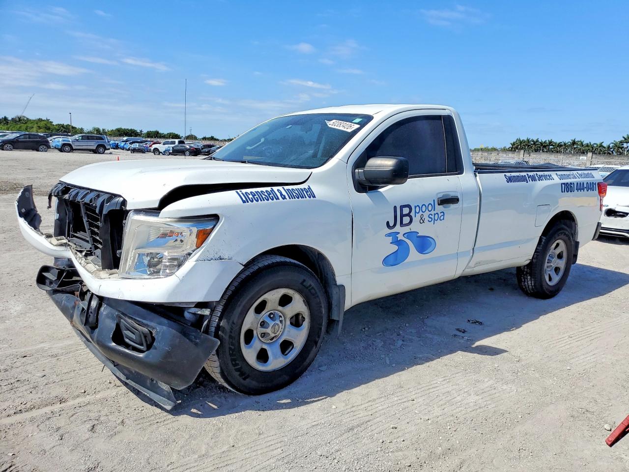 Salvage Nissan Titan Image