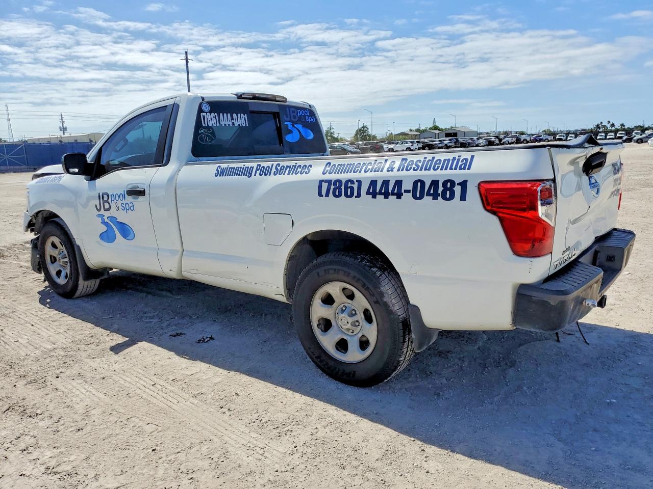 Nissan Titan S