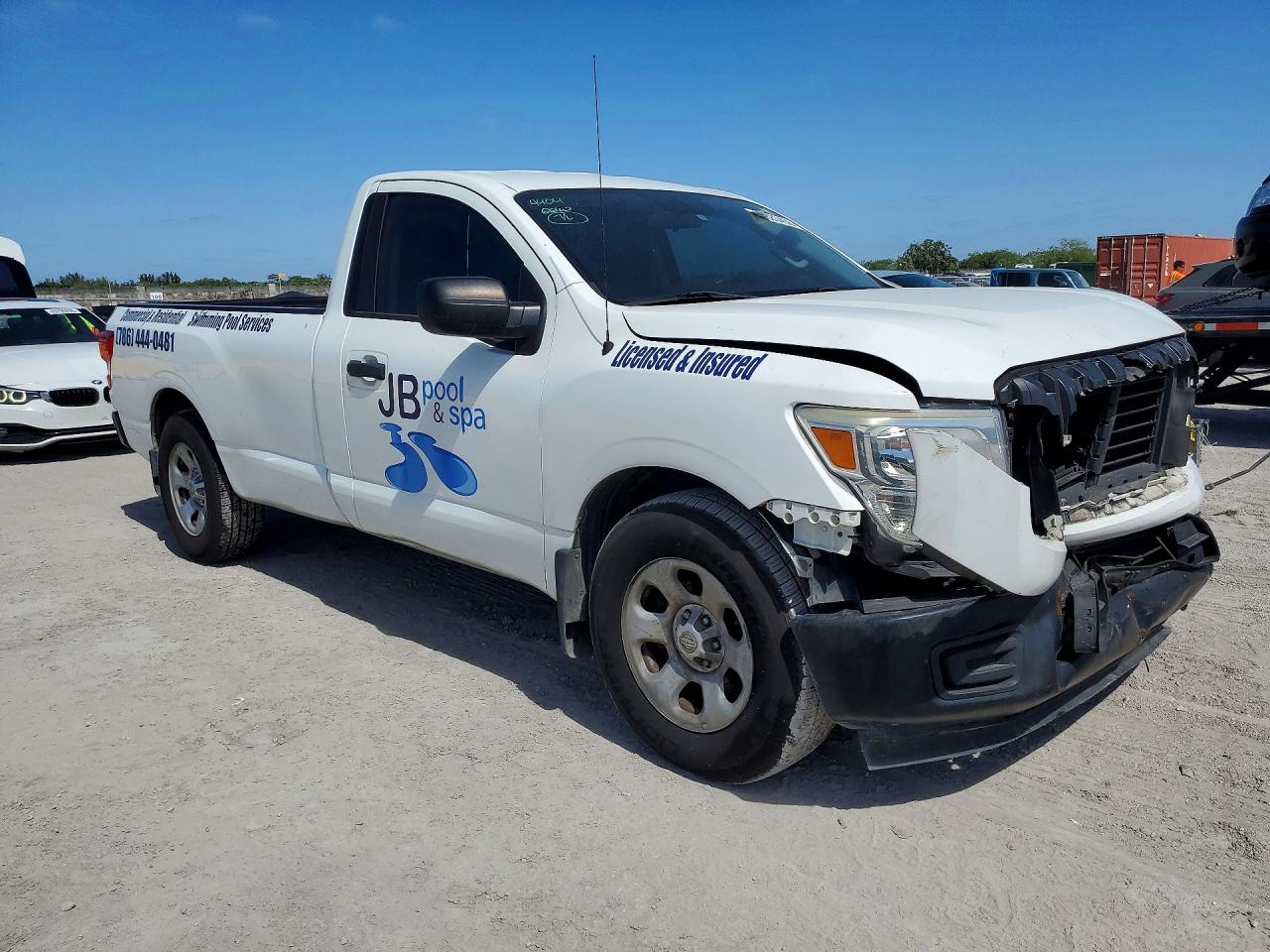 Nissan Titan S