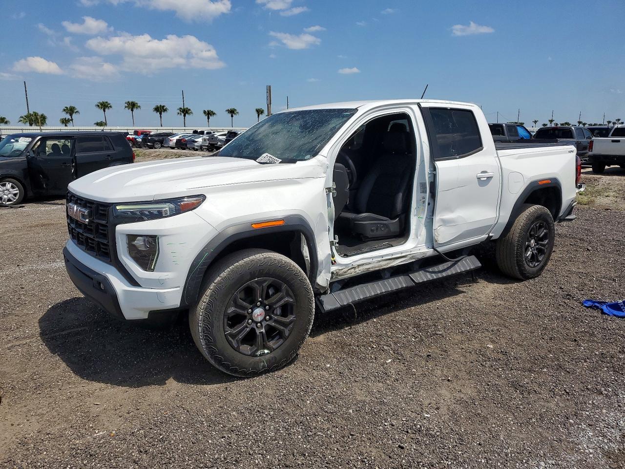 Salvage GMC Canyon Image