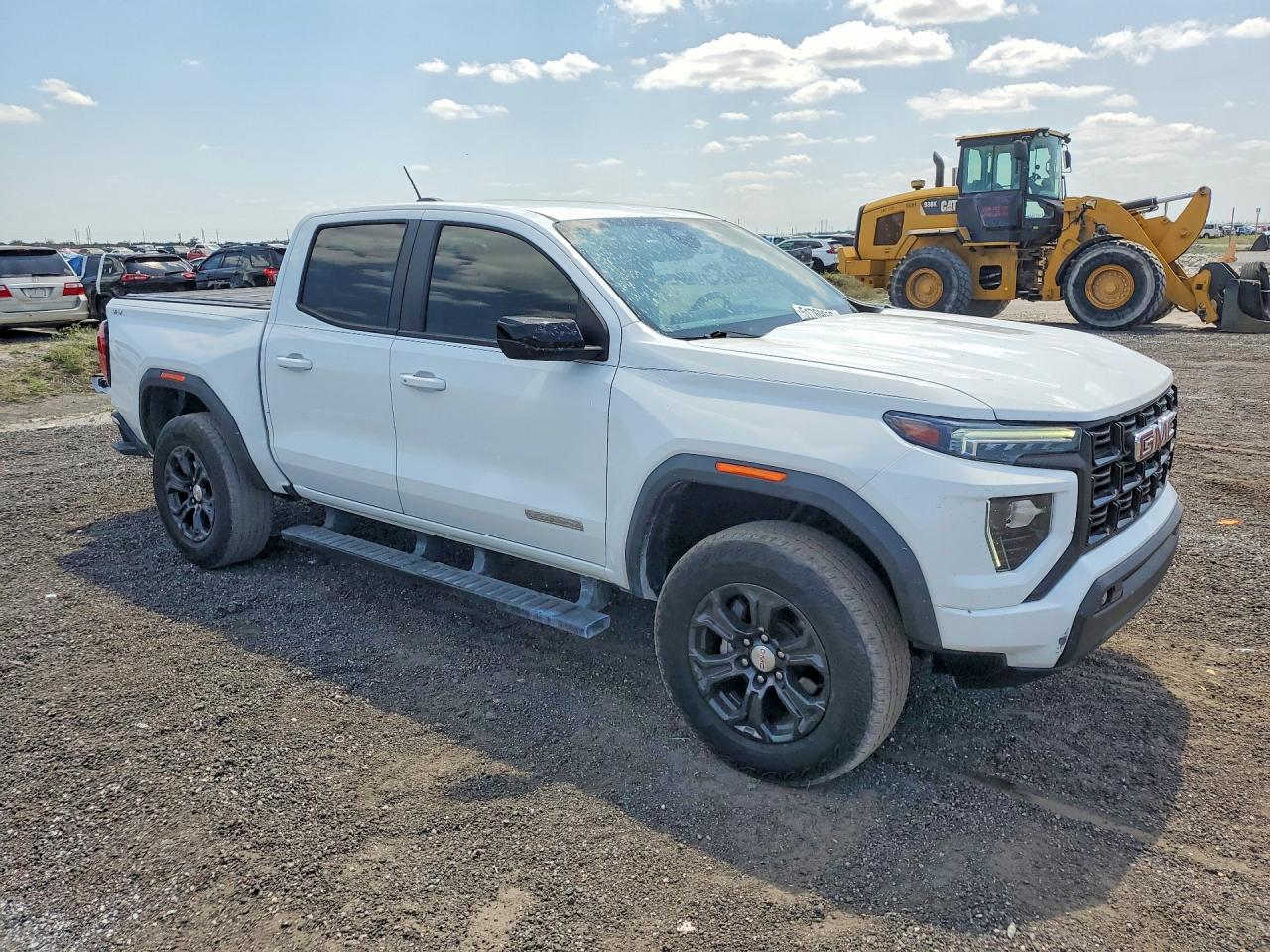 GMC Canyon Elevation