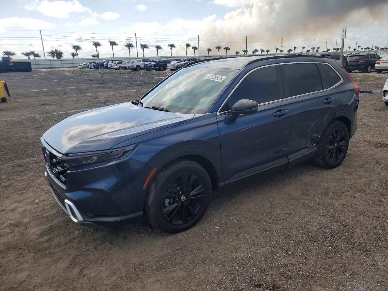 Salvage Honda Crv Image