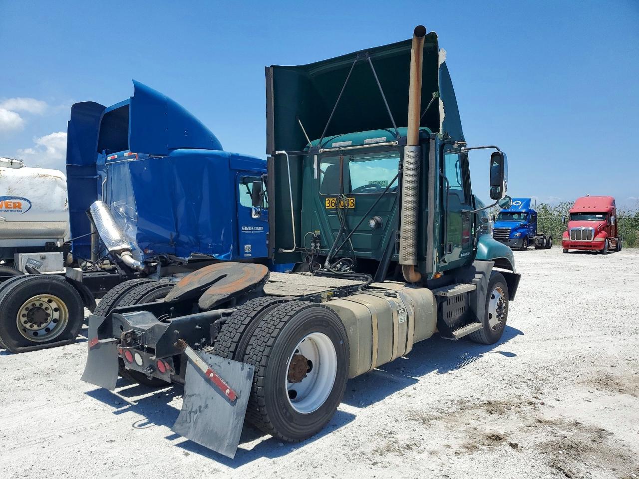 Mack 600 Cxu600