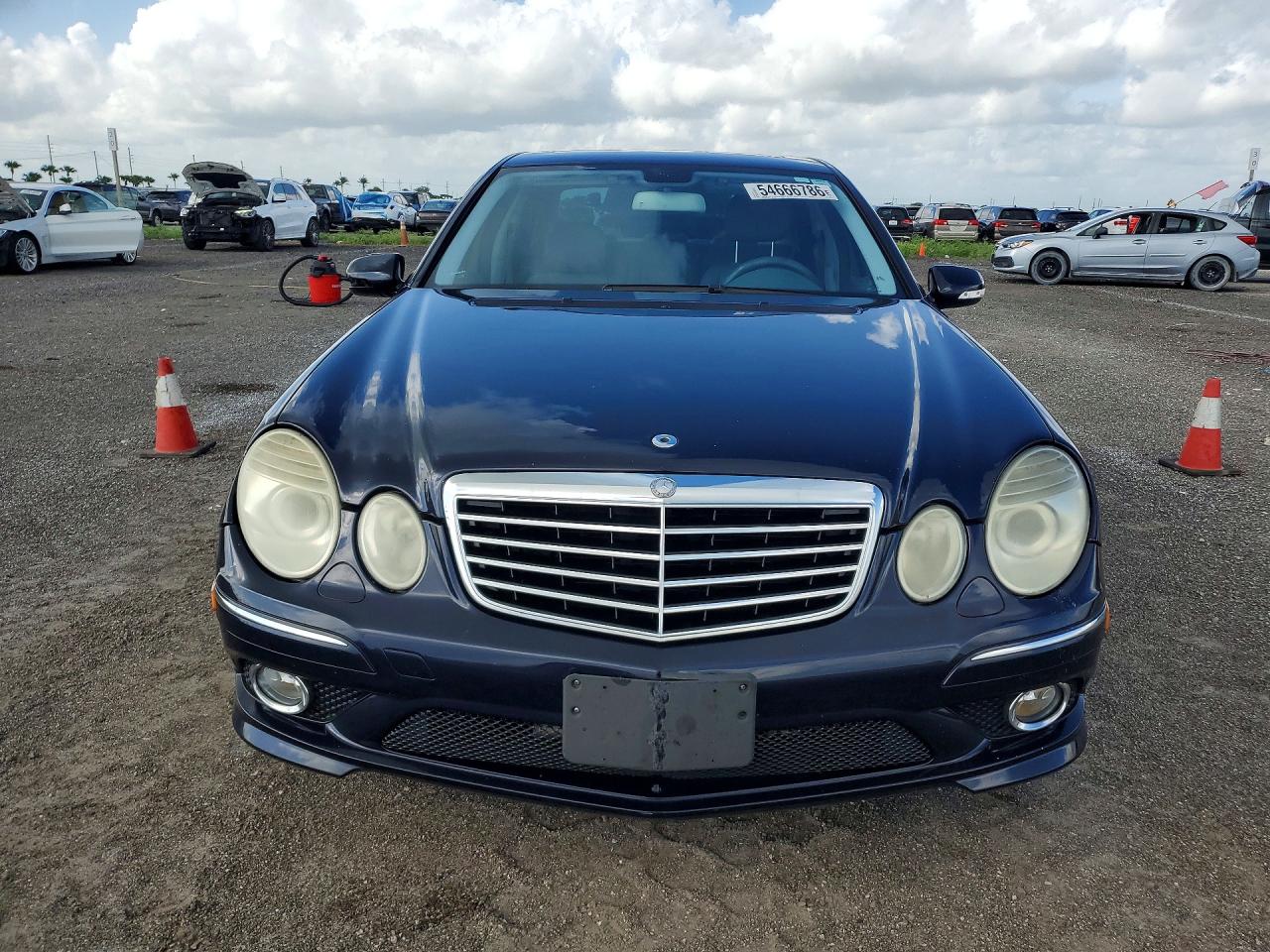Mercedes-Benz E-Class 350