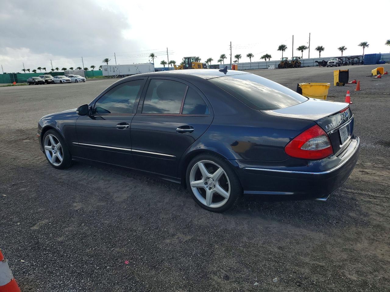 Mercedes-Benz E-Class 350
