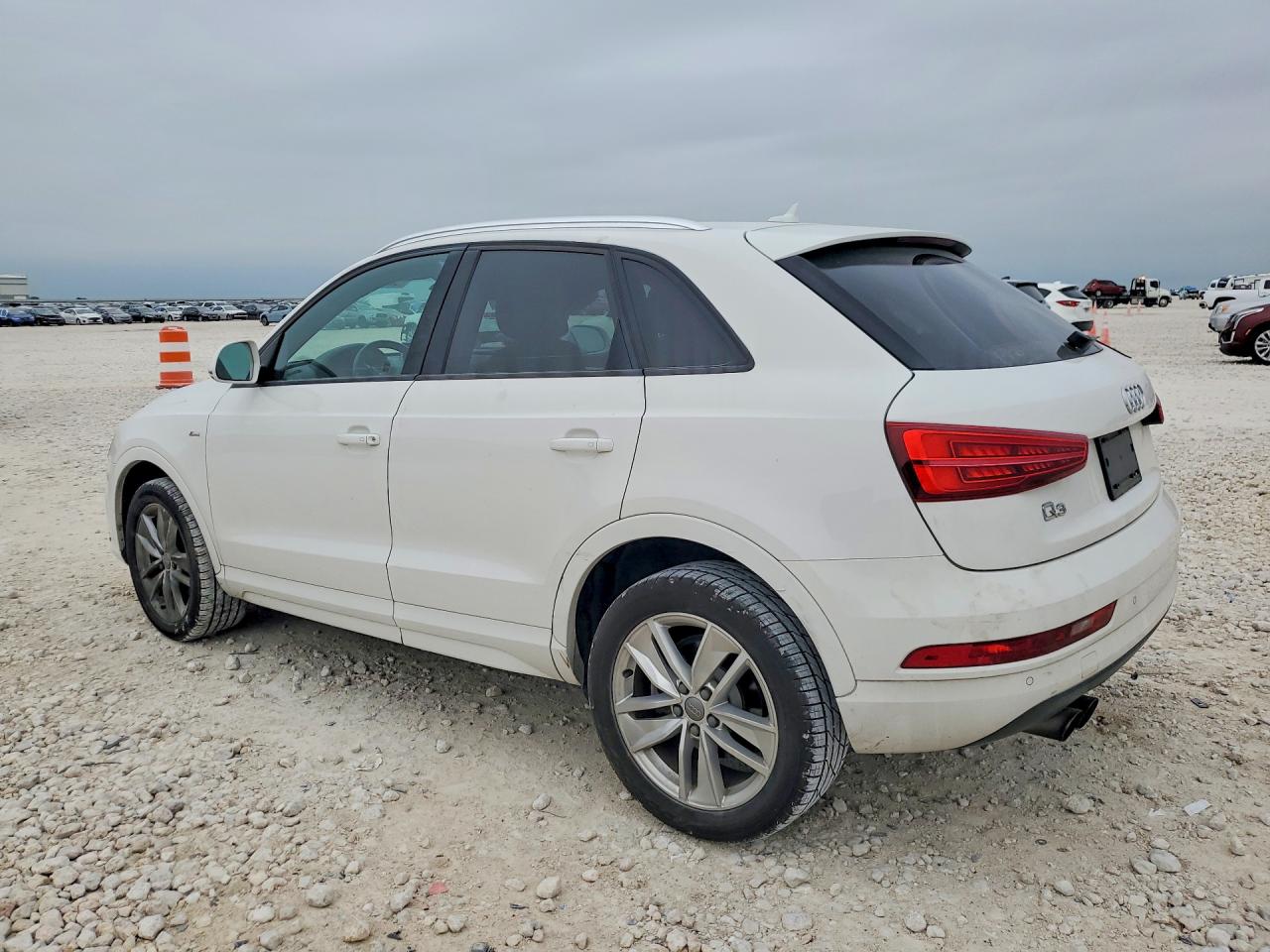 Audi Q3 Premium