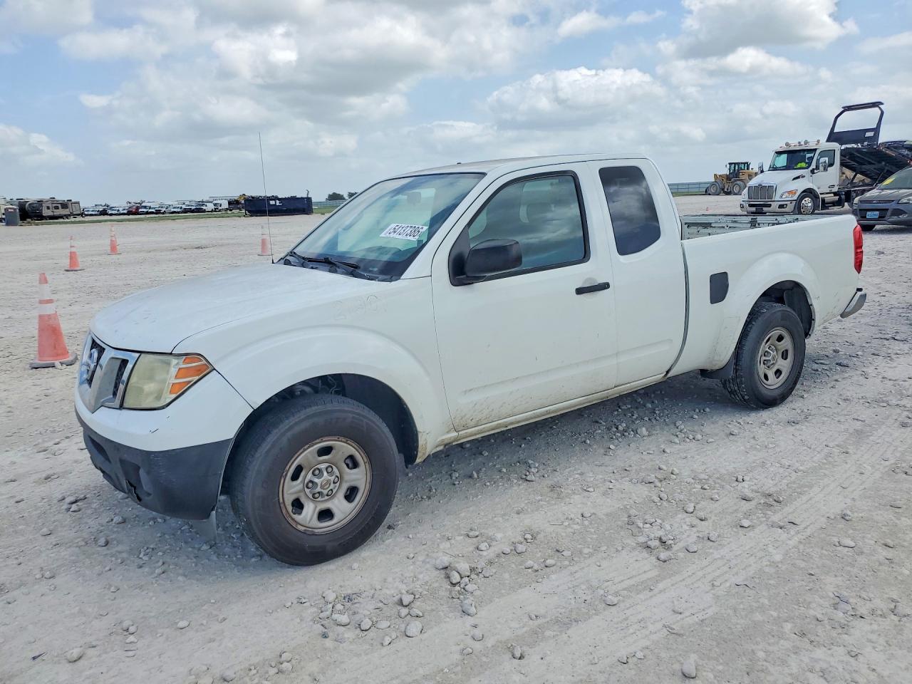 Salvage Nissan Frontier Image