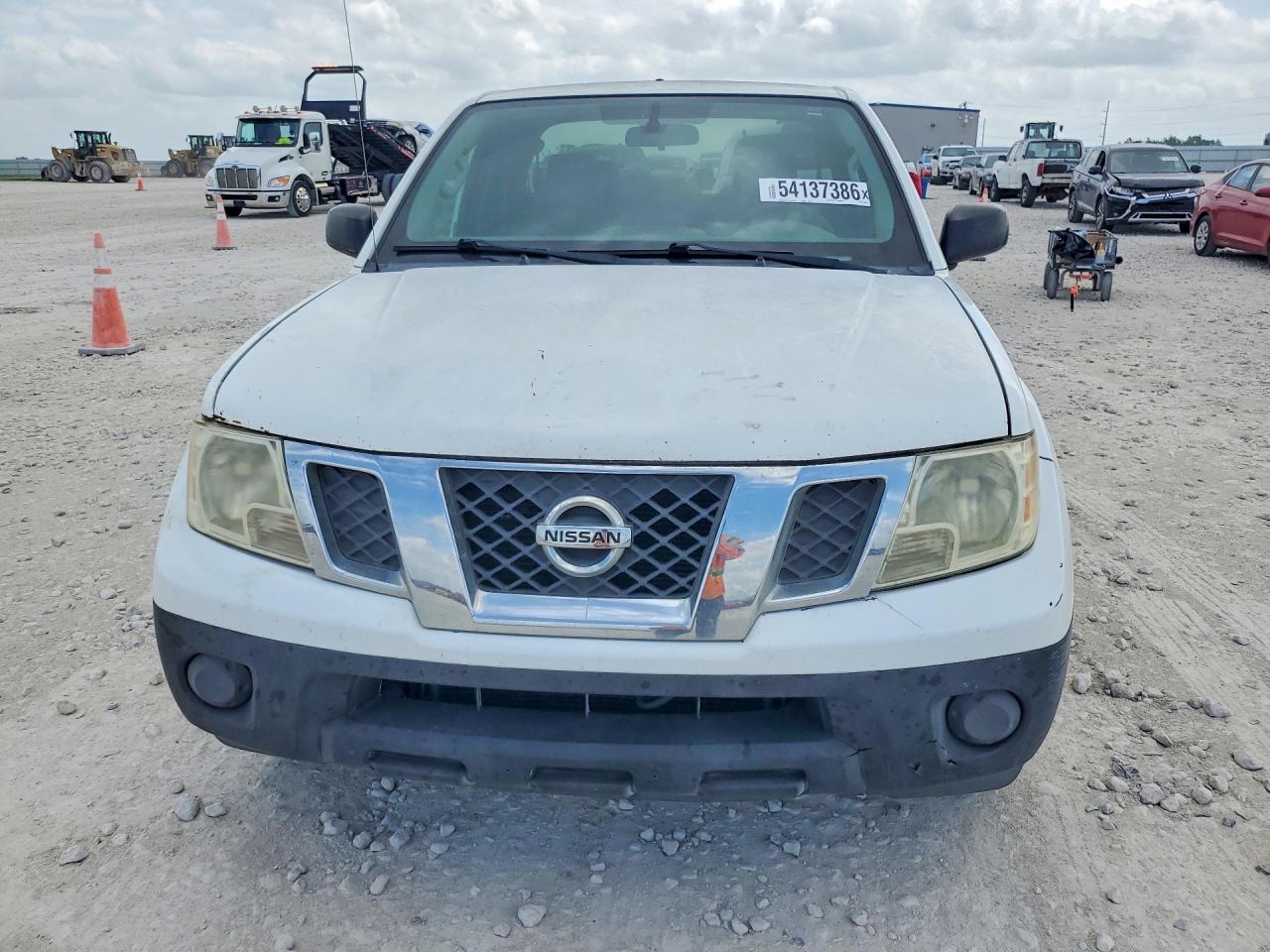Nissan Frontier S