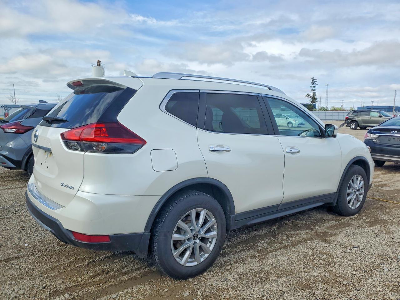 Nissan Rogue Sv