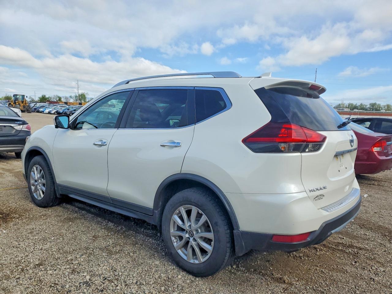 Nissan Rogue Sv