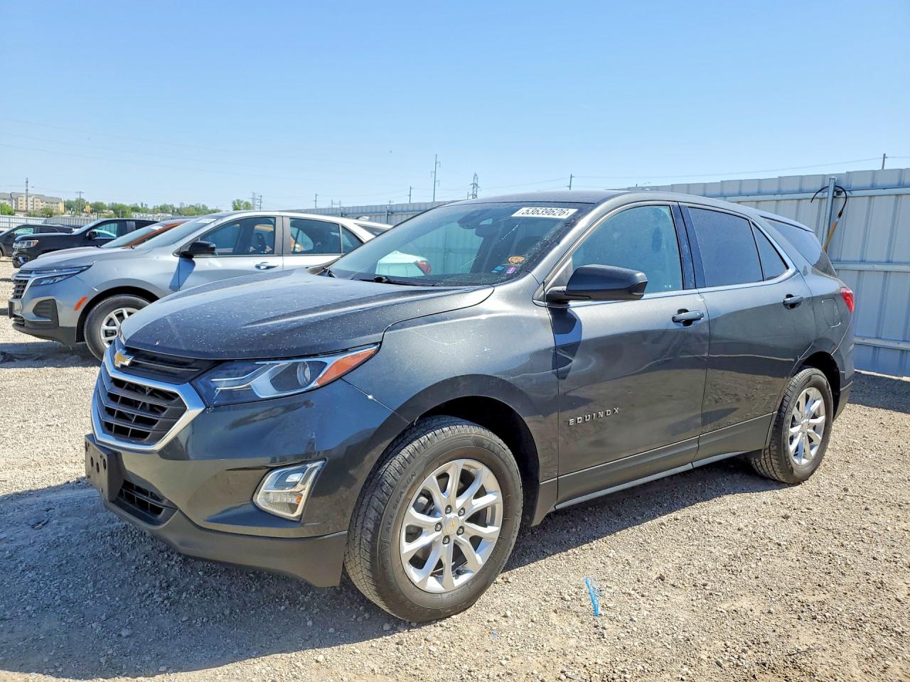 Salvage Chevrolet Equinox Image