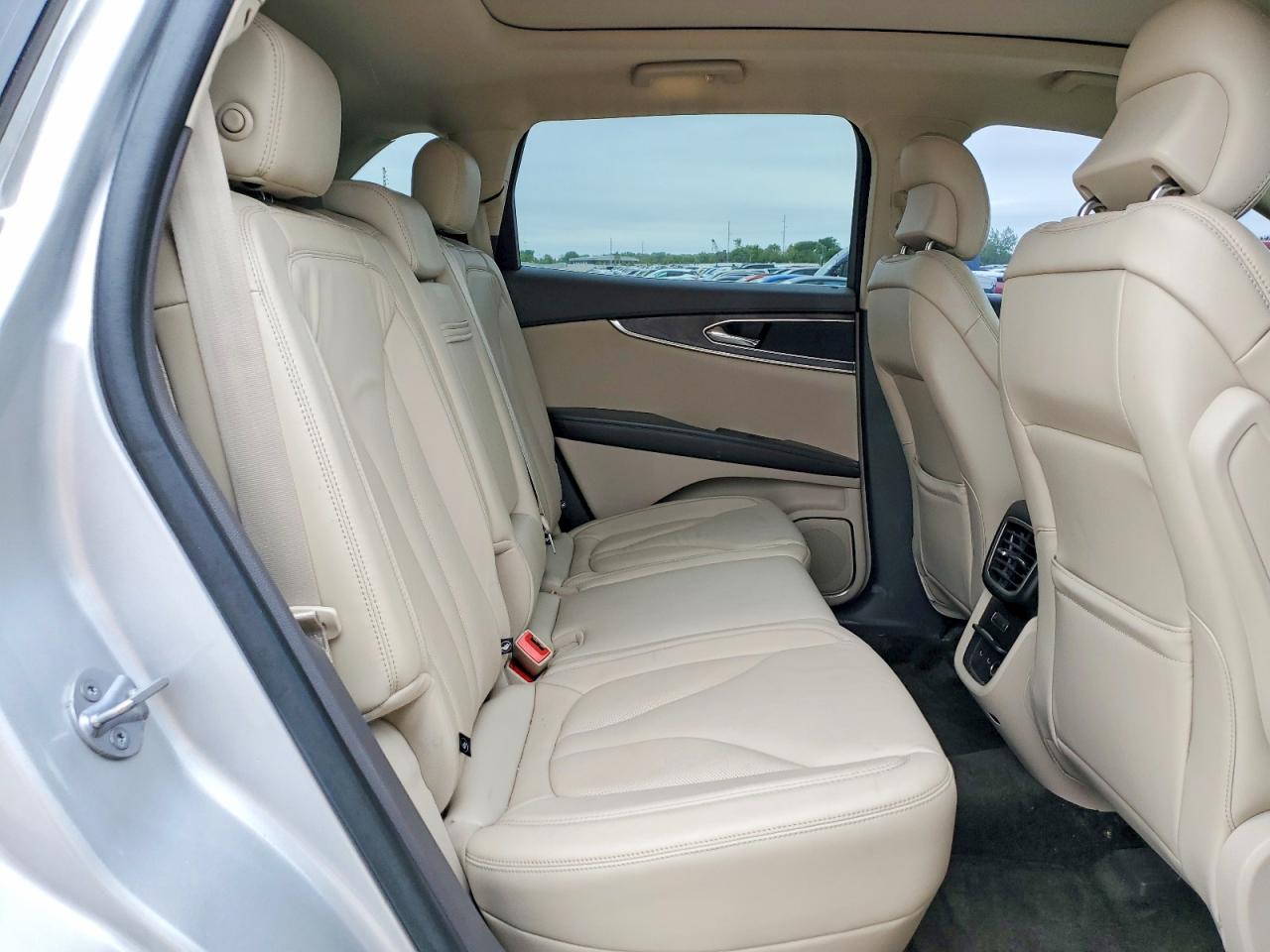 Lincoln MKX Select