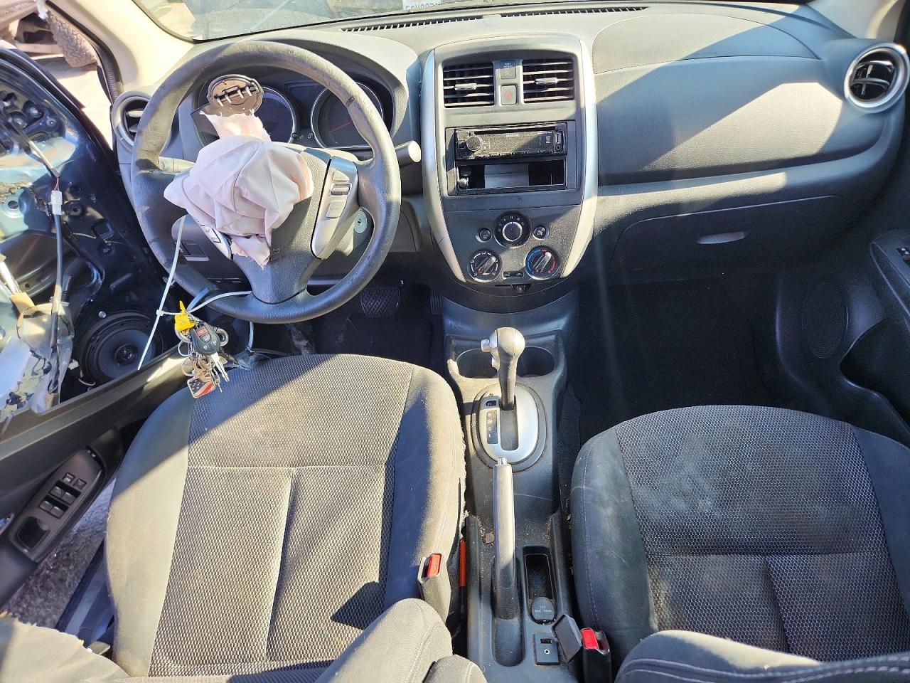Nissan Versa 1.6 Sv
