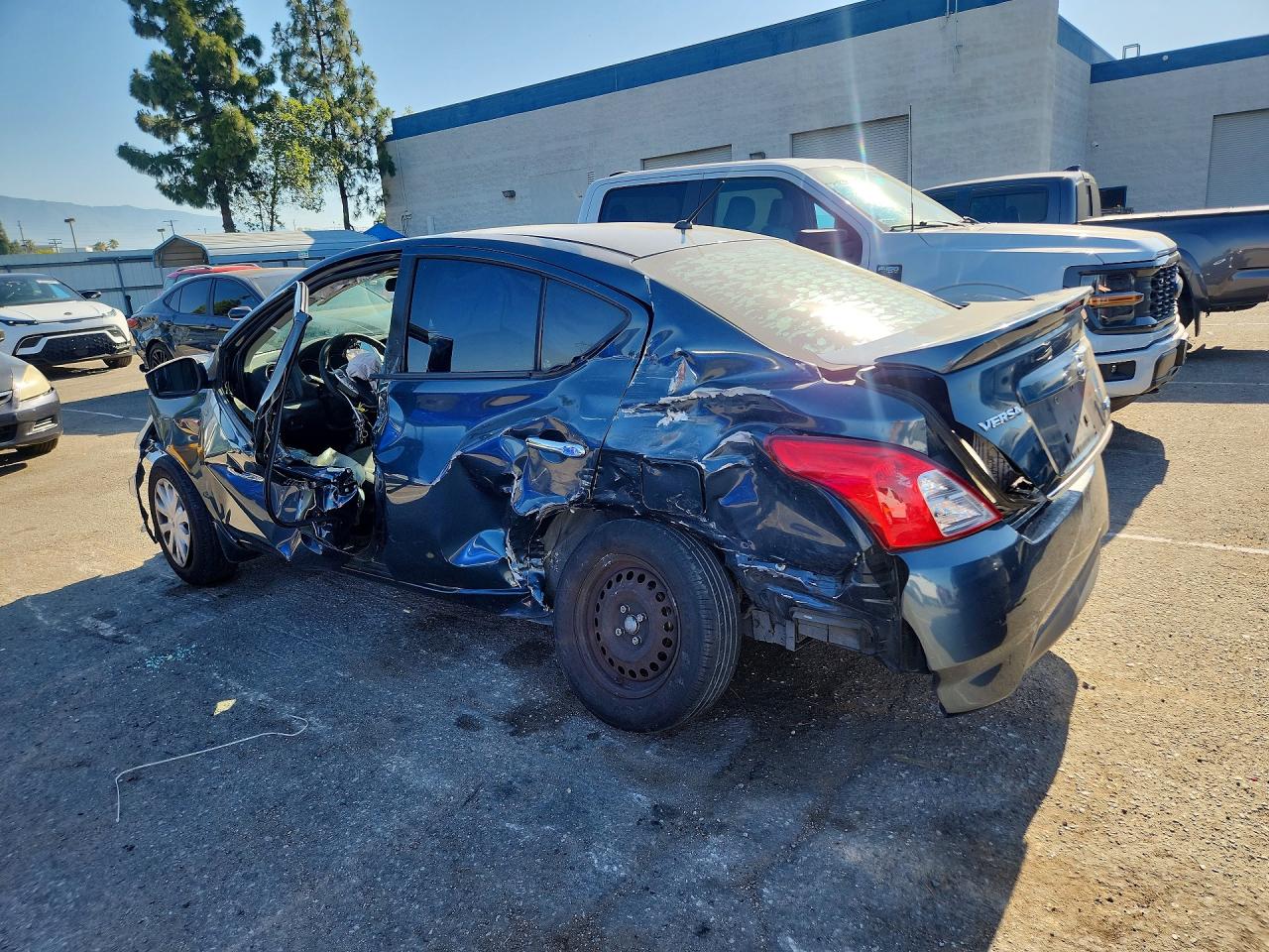 Nissan Versa 1.6 Sv